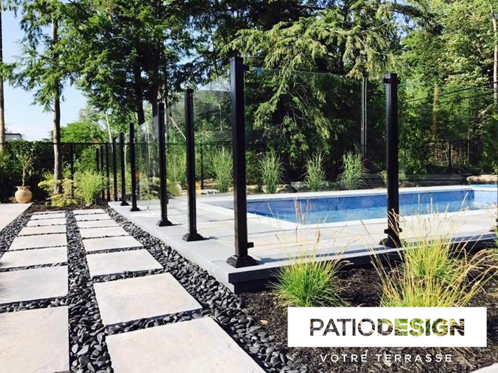 Frontenac Fences Model Crystal by Patio Design inc.