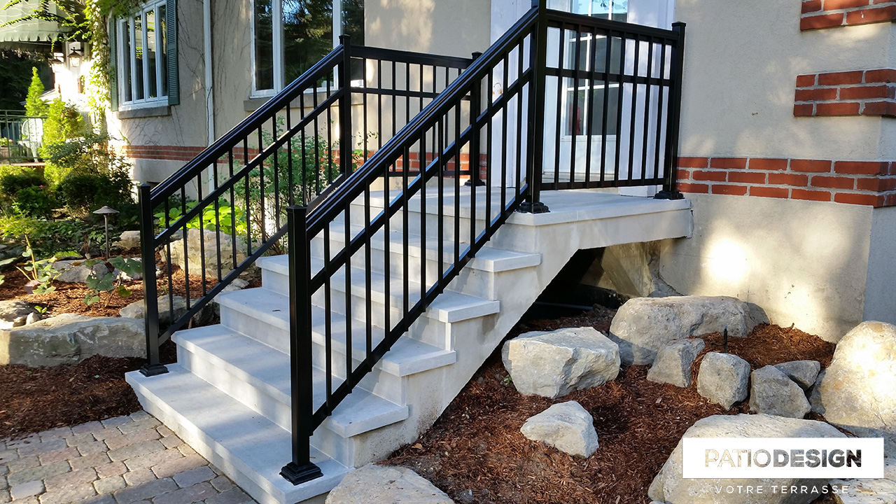 Frontenac Fences Model B by Patio Design inc.