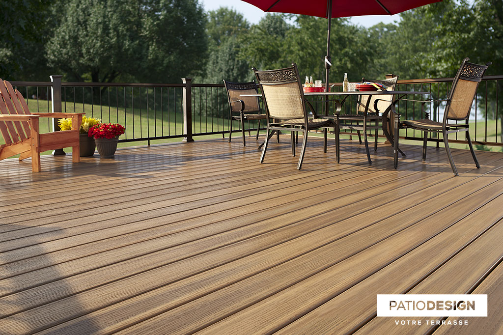 Fiberon Composite Terrace by Patio Design inc.