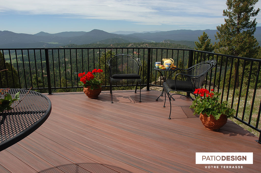 Fiberon Composite Terrace by Patio Design inc.