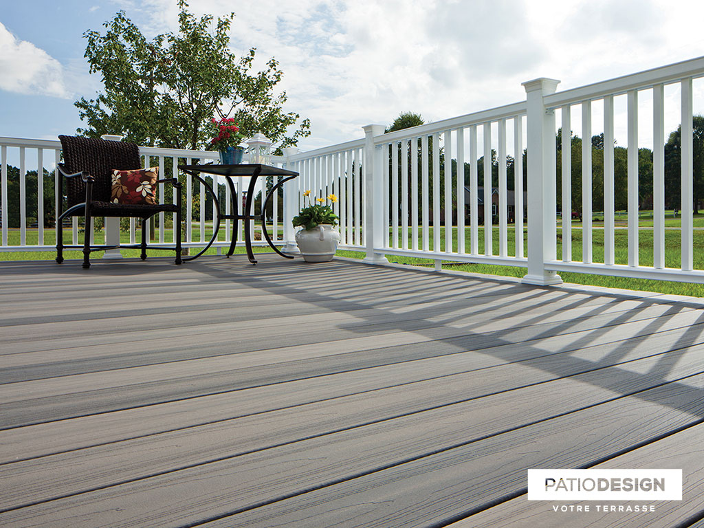Fiberon Composite Terrace by Patio Design inc.