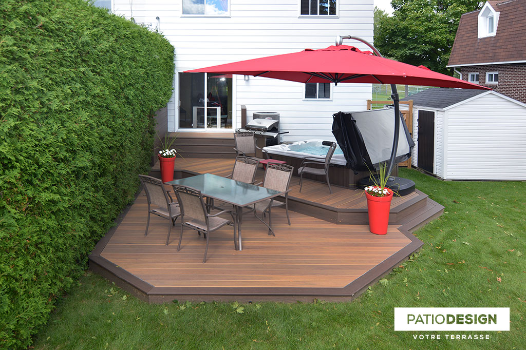 Patio with a SPA by Patio Design inc.