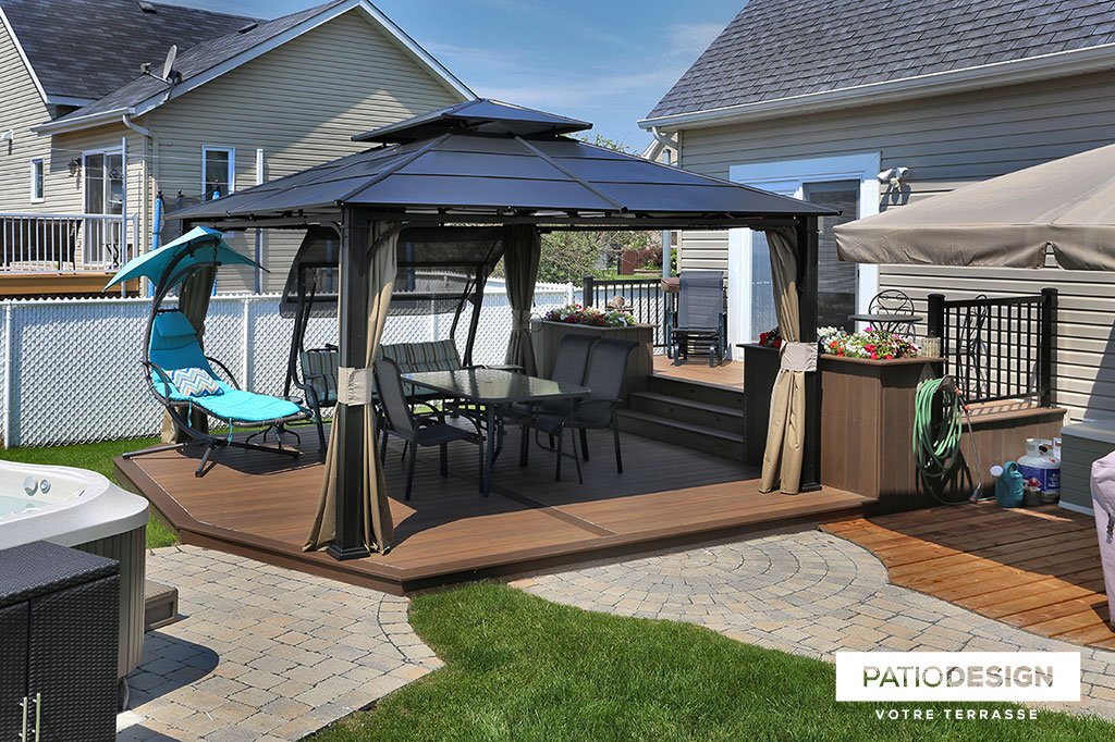 Patio with a SPA by Patio Design inc.