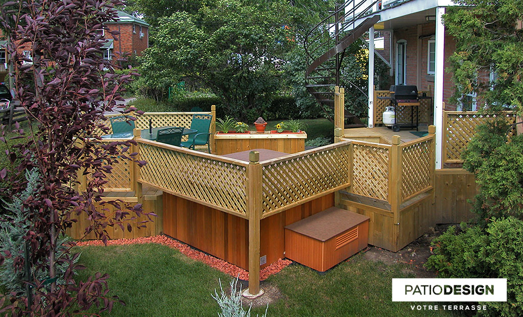 Patio with a SPA by Patio Design inc.