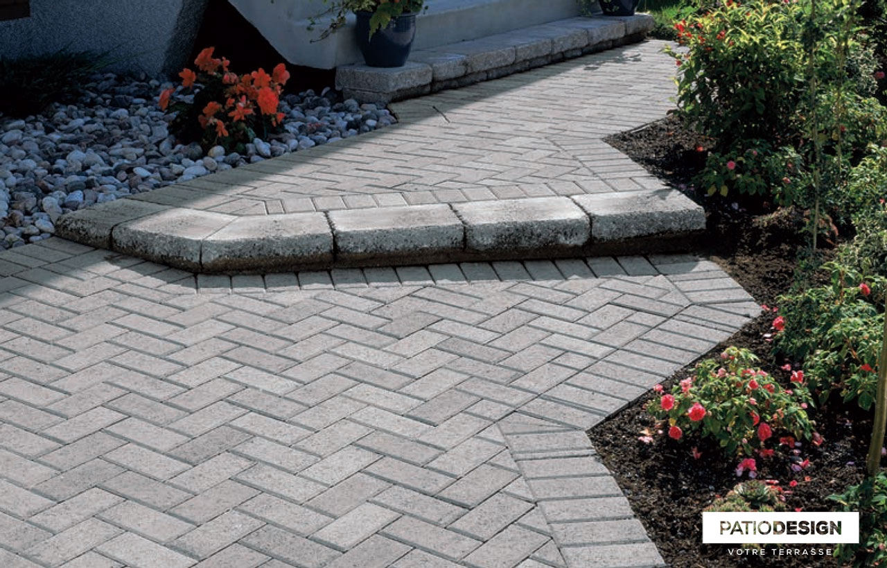 Pavé Permacon Héritage par Patio Design inc.