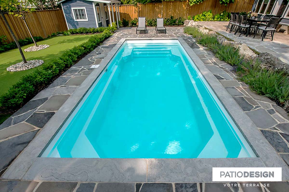 Inground Pool in Fiberglass by Patio Design inc.