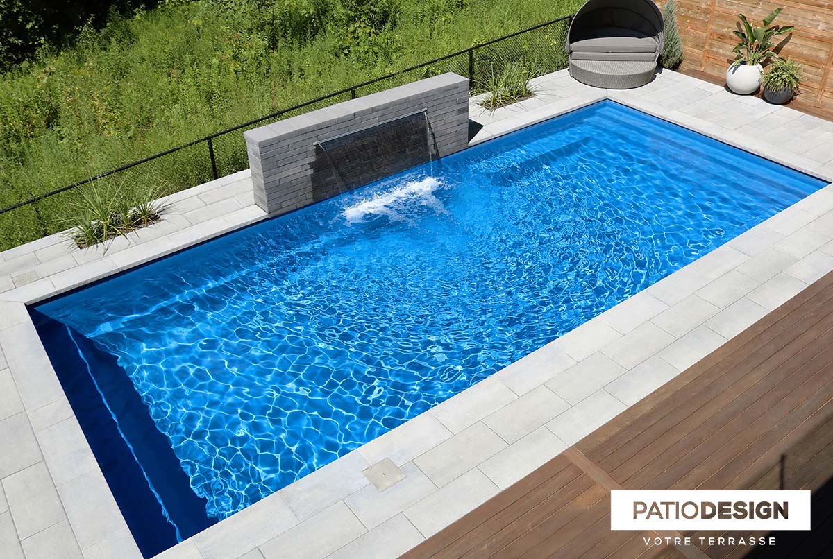 Inground Pool in Fiberglass by Patio Design inc.