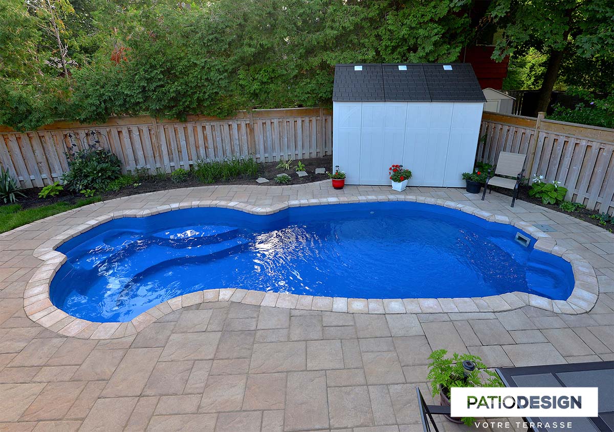 Inground Pool in Fiberglass by Patio Design inc.