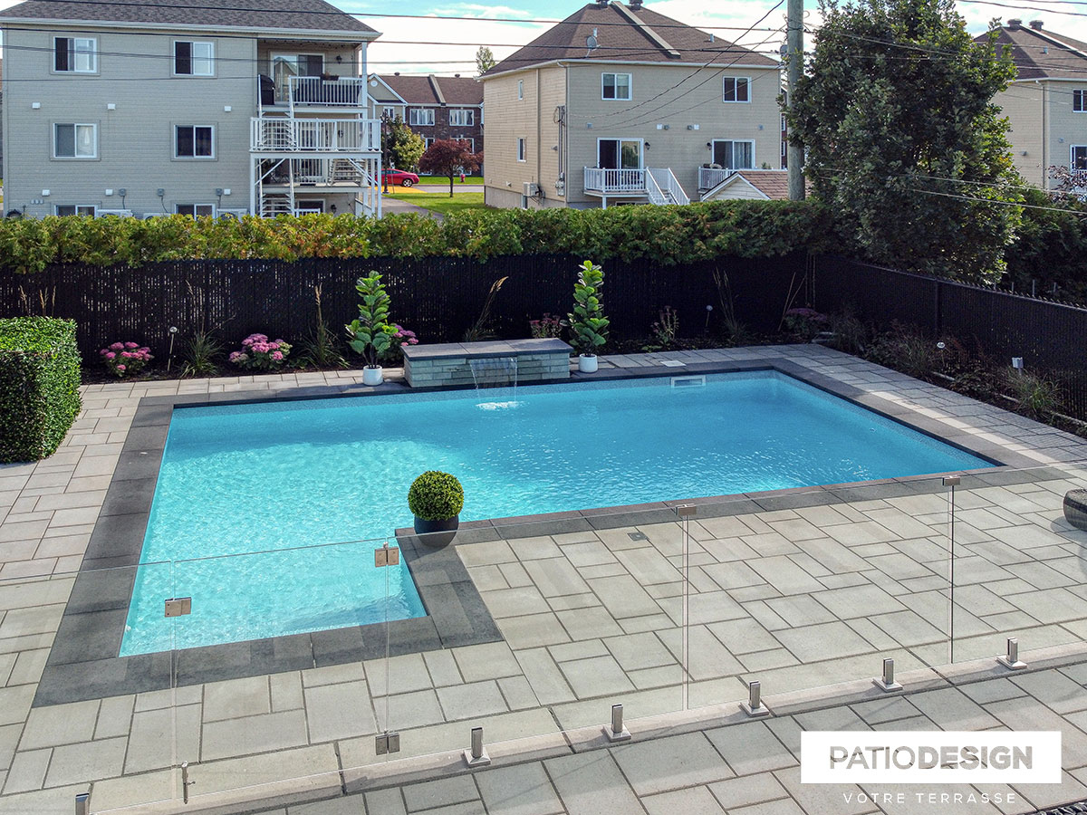 Piscine creusée en coffrage isolant par Patio Design inc.