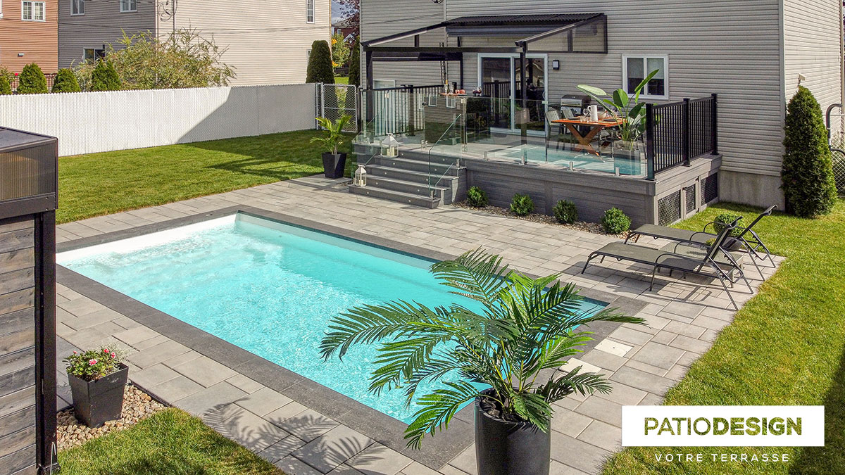 Inground Pool in Fiberglass by Patio Design inc.