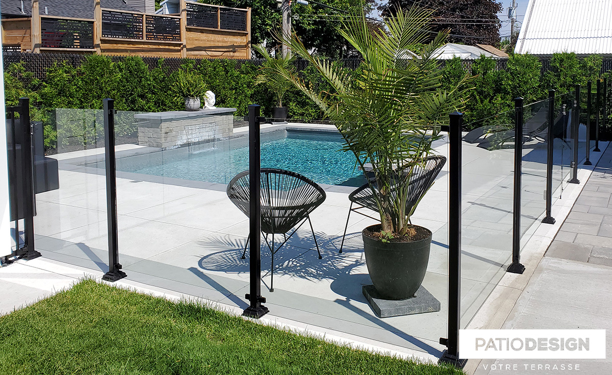 Frontenac Fences Model Crystal 51 by Patio Design